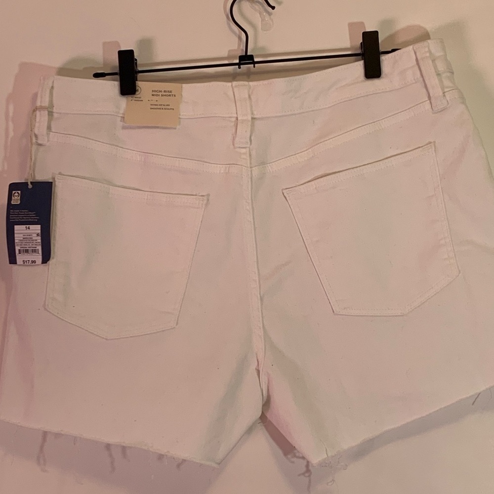 Universal Thread High Rise Midi Shorts - Picture 3 of 5